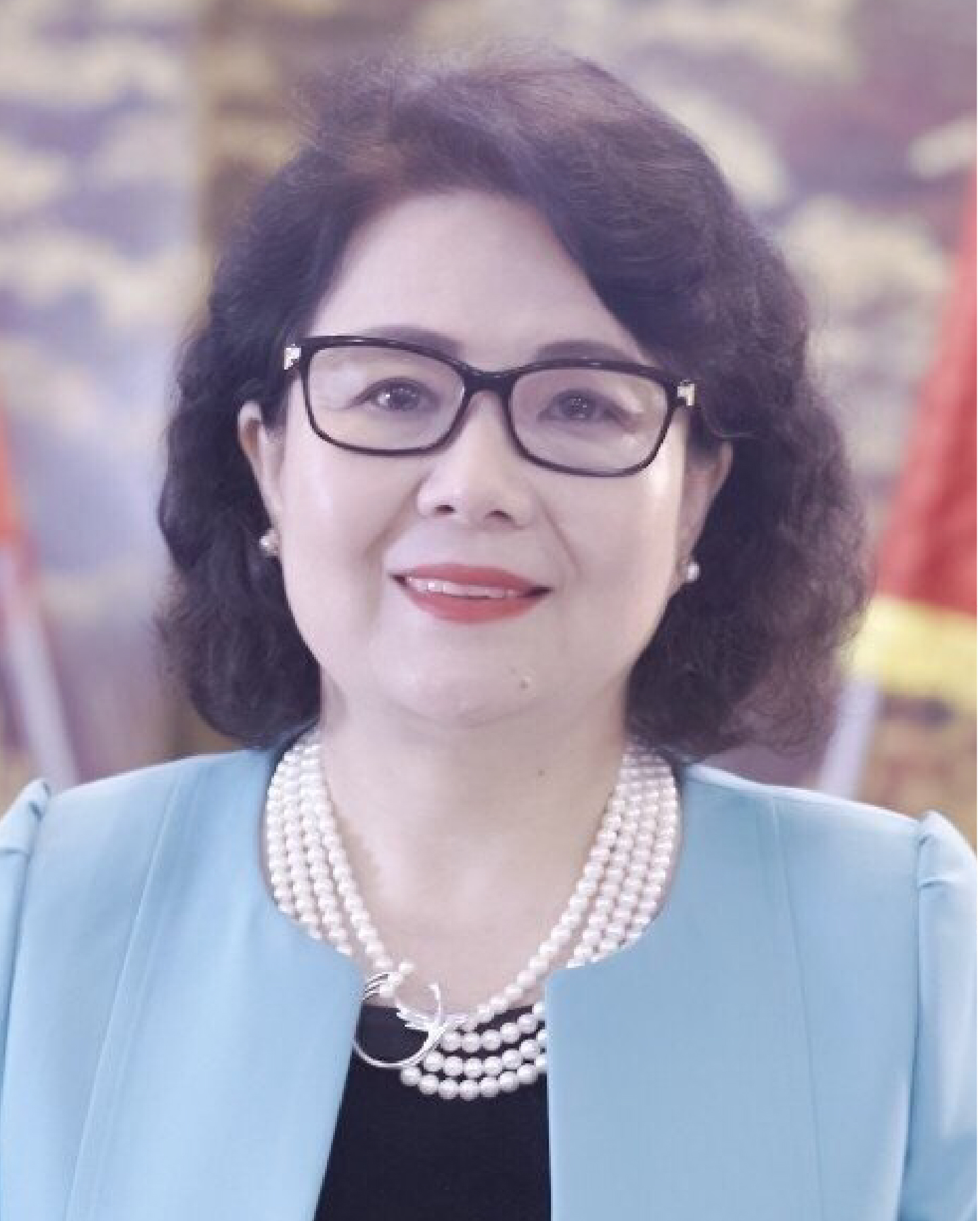 Bà Nguyễn Thị Tuyết Minh